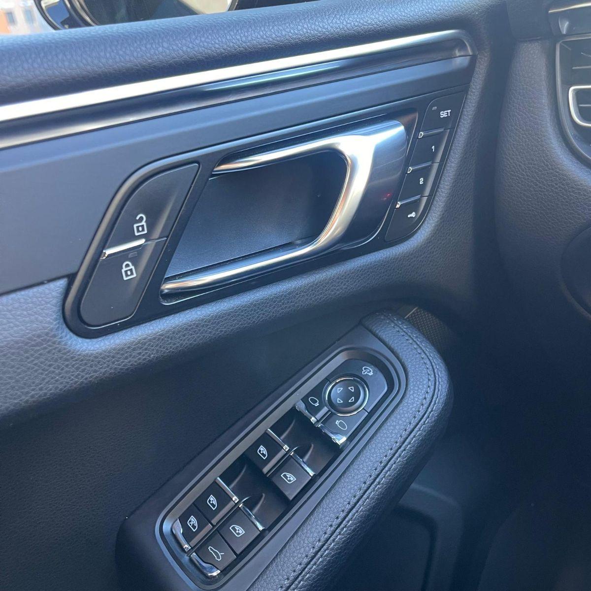 PORSCHE - Macan - 2.0 265CV 9.000KM!