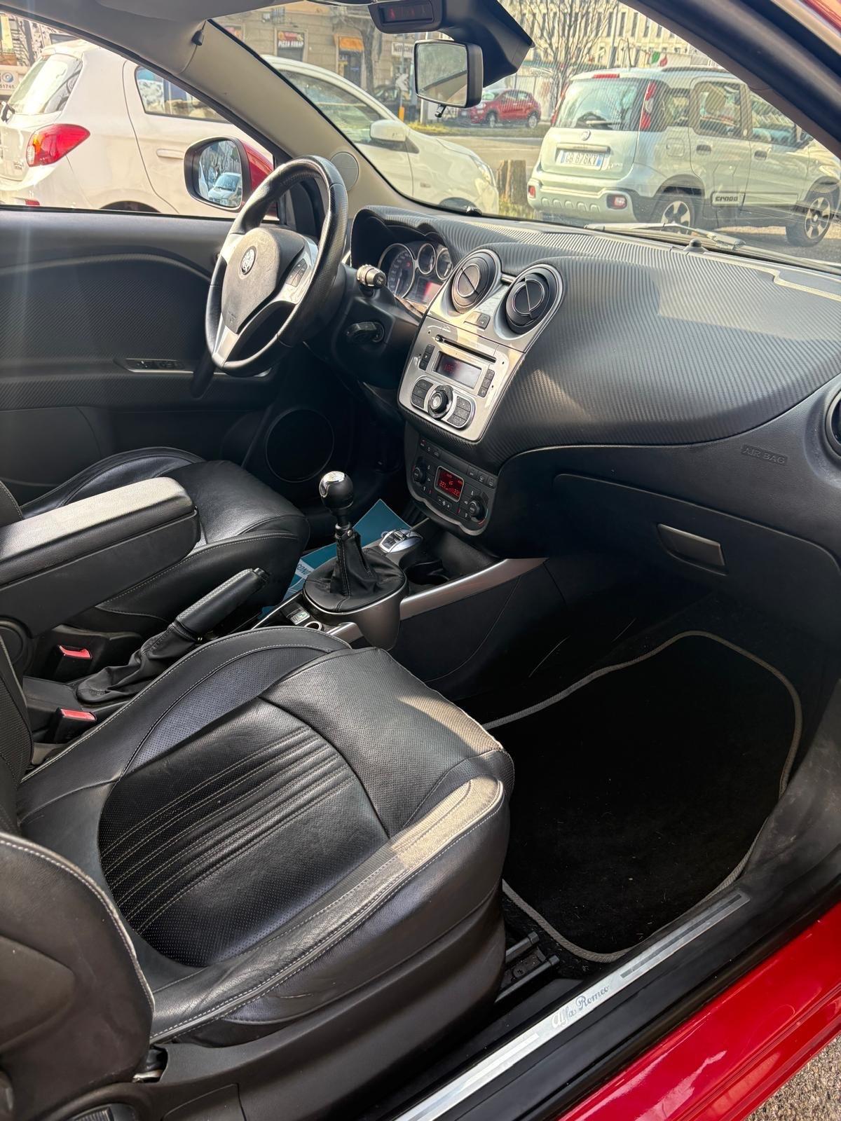 Alfa Romeo MiTo 1.4 T 155 CV Distinctive Sport Pack