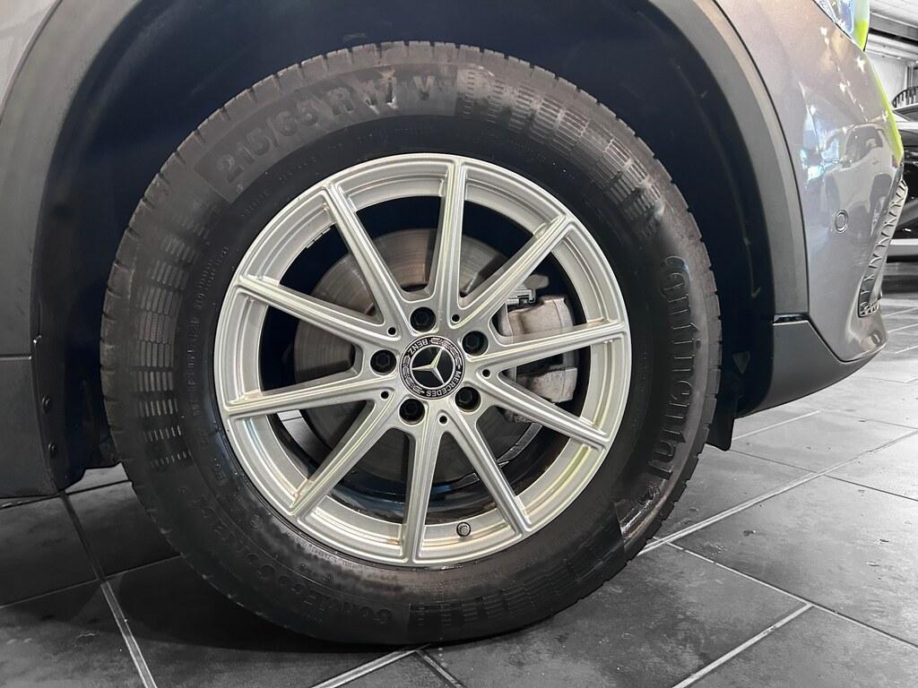 Mercedes GLA 200 200 D Business 8G-DCT