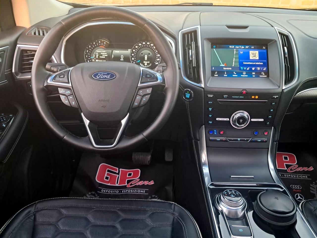 FORD EDGE 2.0 TDCI 4WD 238cv VIGNALE *TETTO-PELLE*