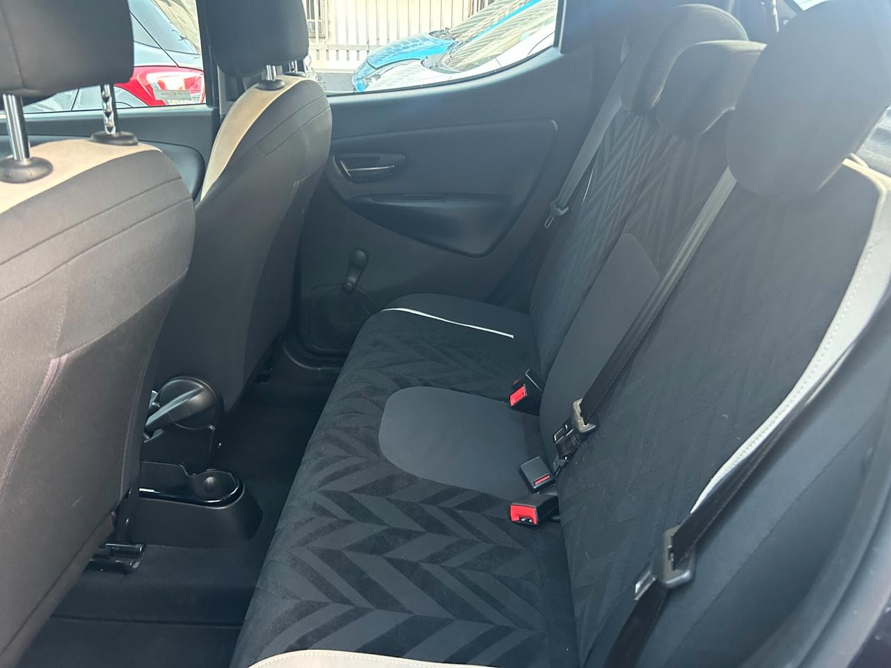Lancia Ypsilon 1.3 MJT 16V 95 CV 5 porte S&S Gold