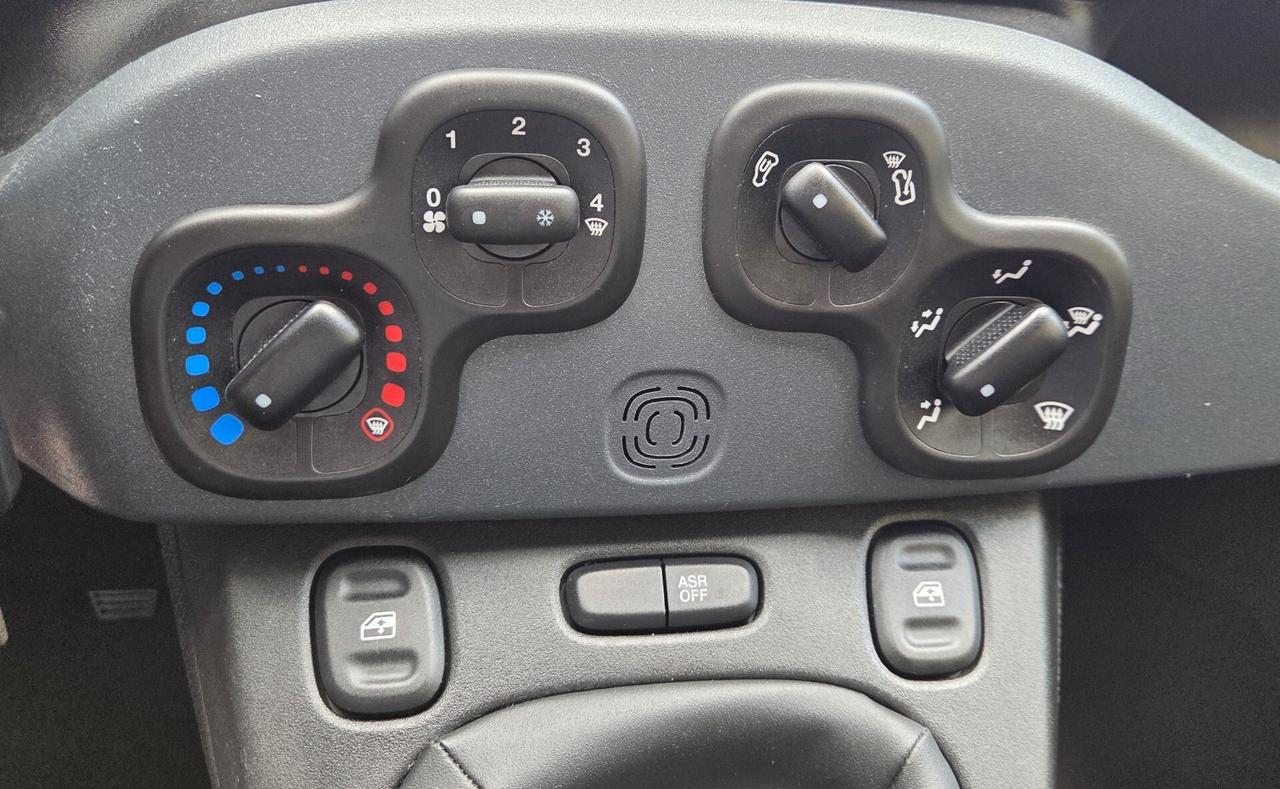 Fiat Panda 1.2 SOLO 34000 KM 5 POSTI GARANZIA