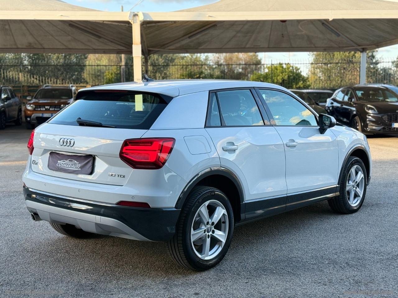 AUDI Q2 30 TDI Business Design