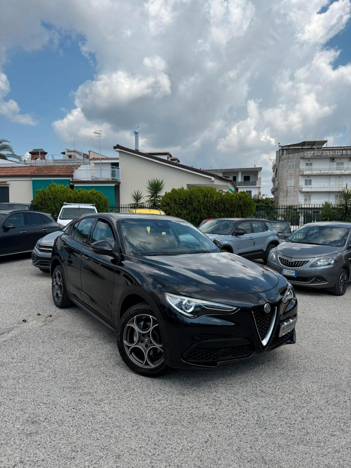 Alfa Romeo Stelvio 2.2 Turbodiesel 190 CV AT8 Q4 Business-MOTORE REVISIONATO-