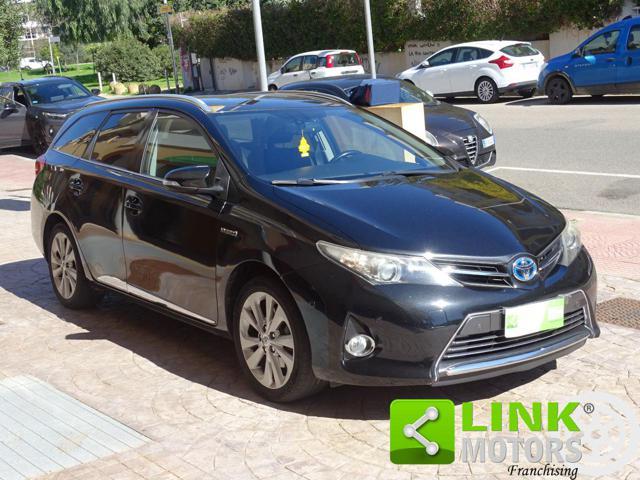 TOYOTA Auris Touring Sports 1.8 HYBRID/BENZINA 136 CV LOUNGE