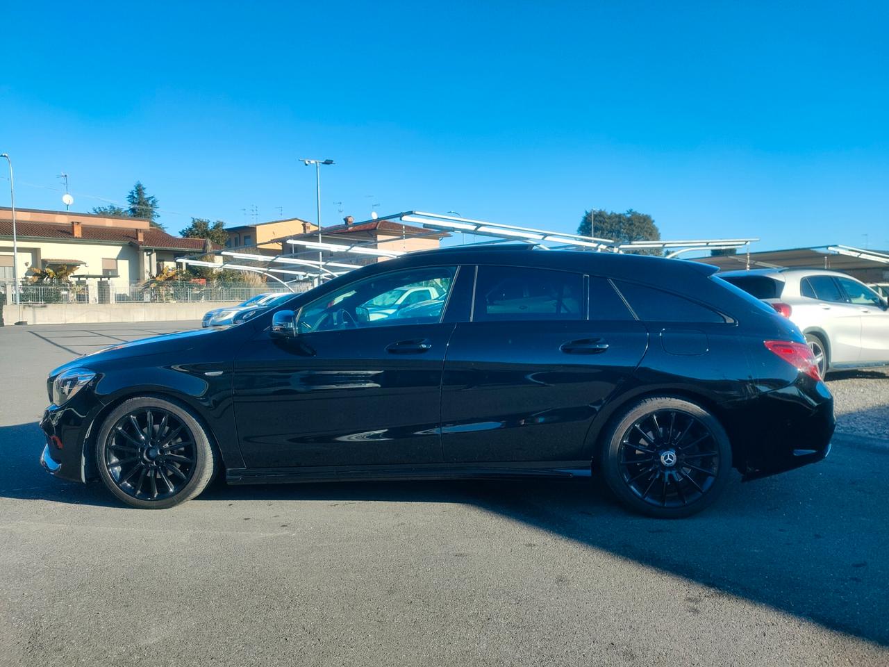 Mercedes-benz CLA 200 D AMG NIGHT EDITION 4Matic Automatico NEOPATENTATI