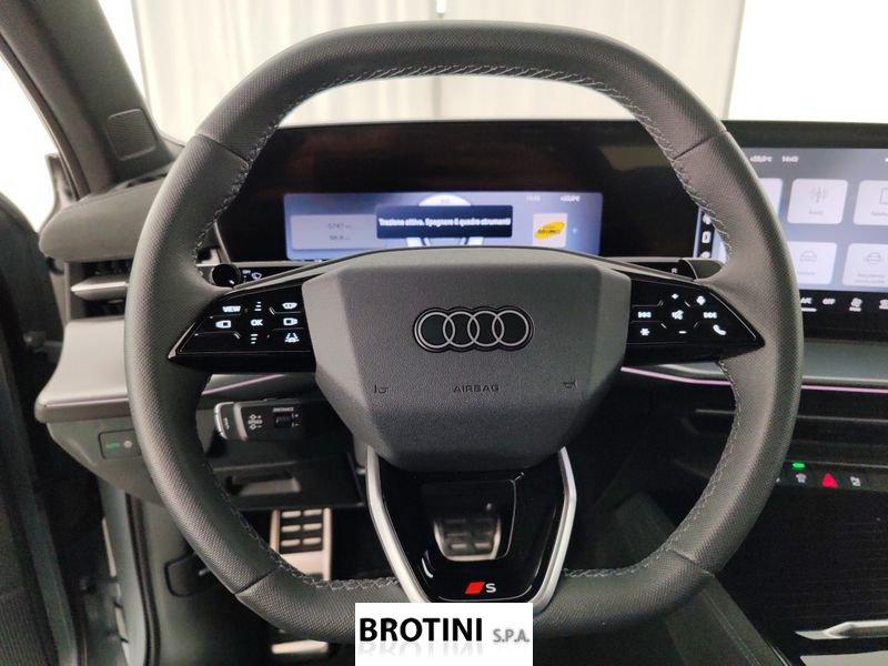 Audi Q3 e-hybrid 200 kW S tronic Bus Adv