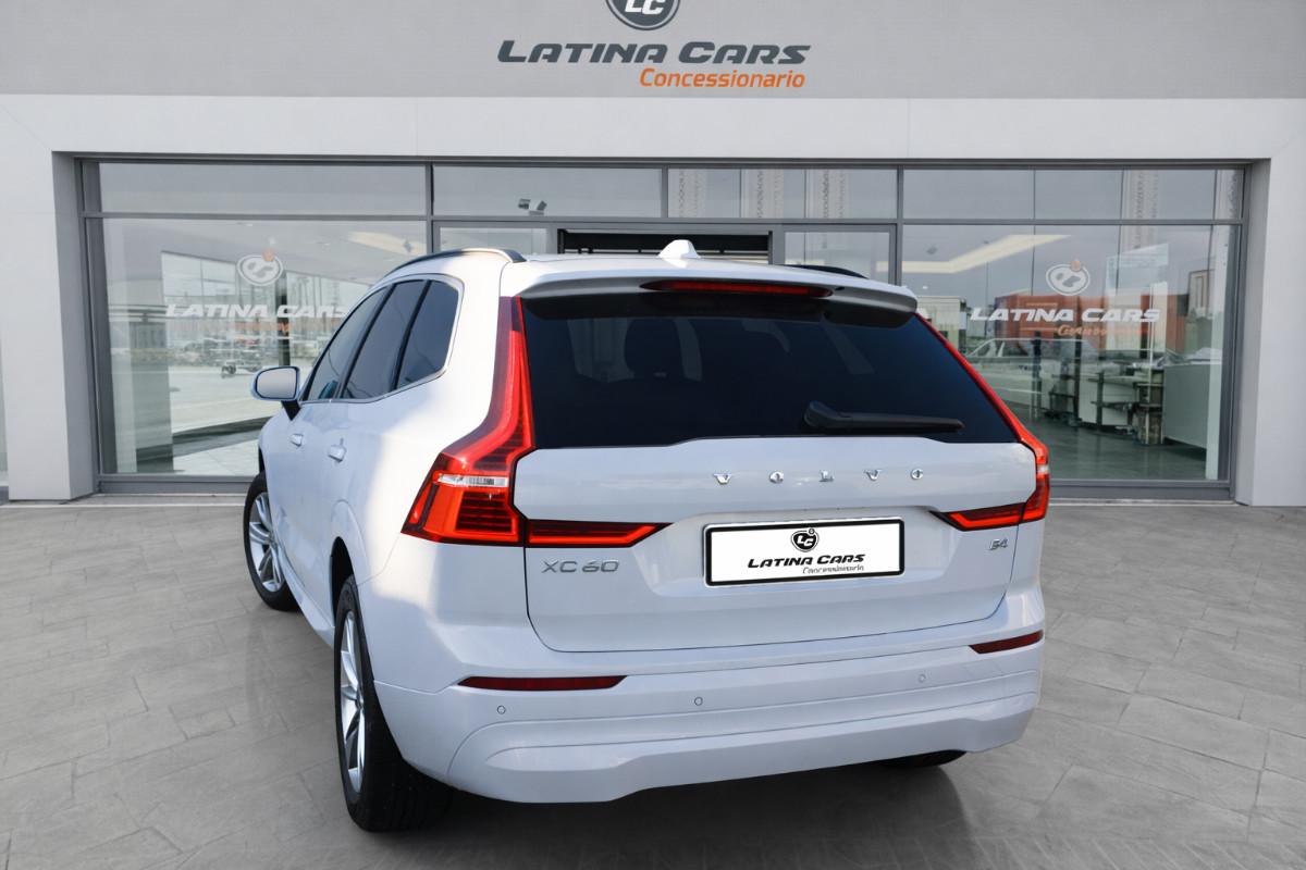 Volvo XC60 2.0 b4 Core auto Con TELECAMERA & VIRTUAL COCKPIT