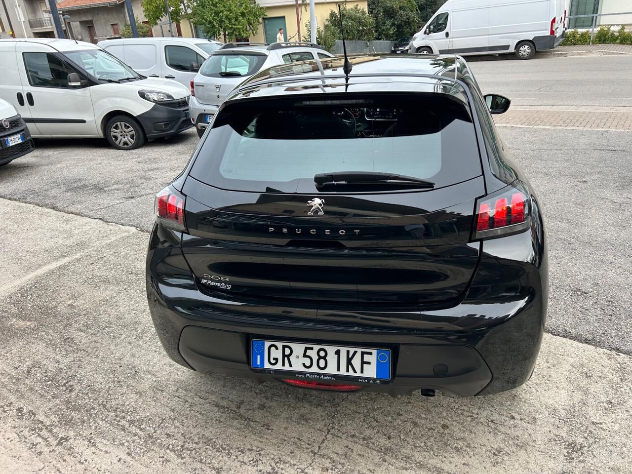 Peugeot 208 1.2 75 CV ( 30.000 KM) PARI AL NUOVO!!!