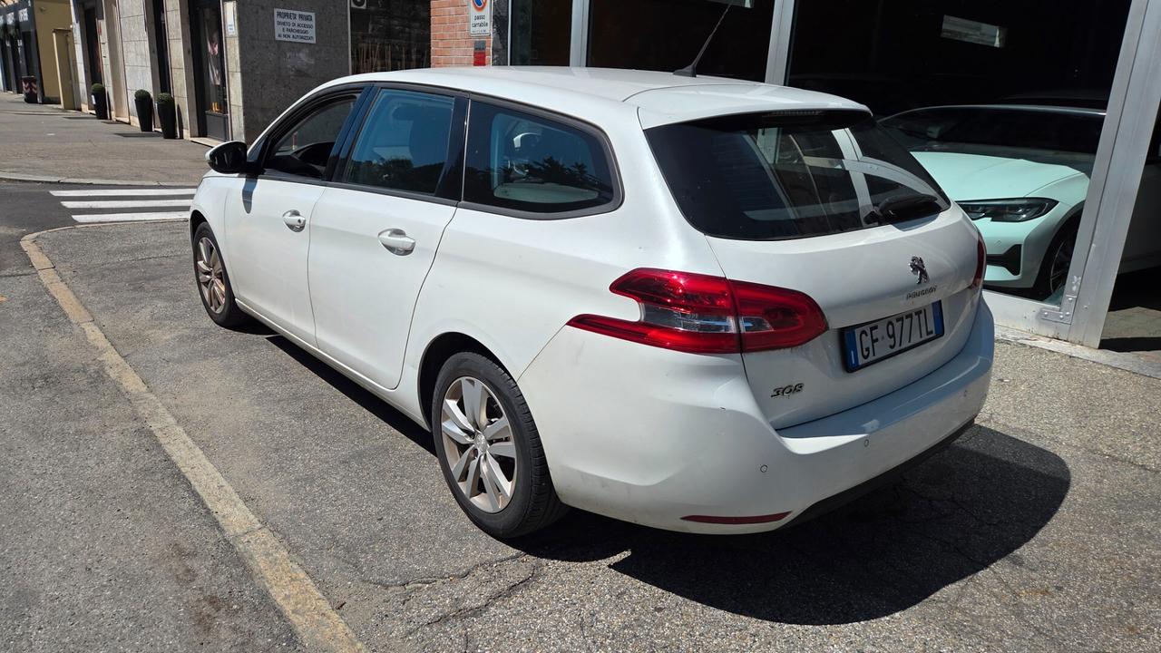 Peugeot 308 BlueHDi 130 S&S EAT8 SW Active Business