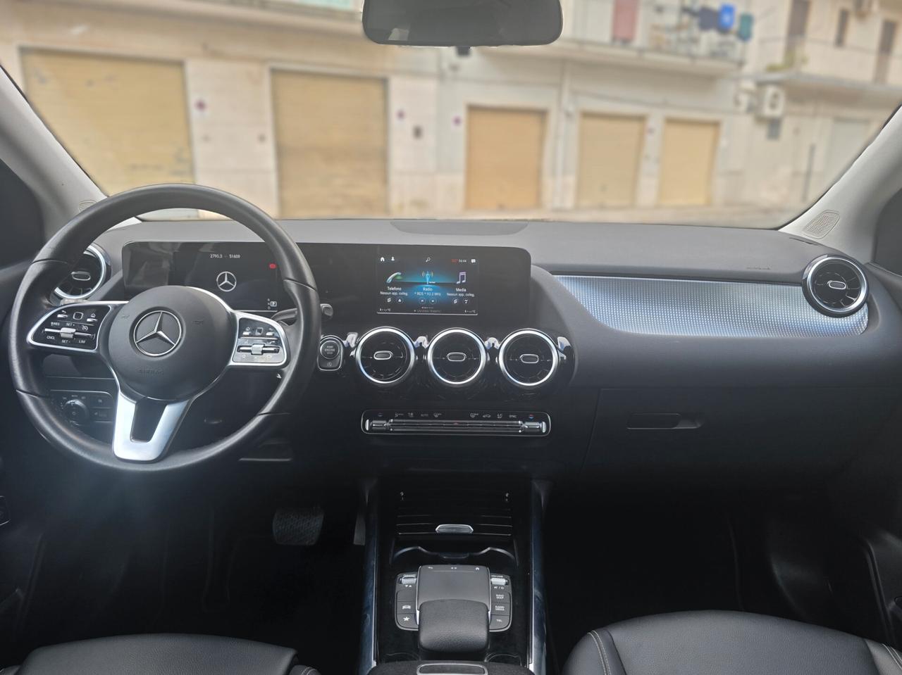 Mercedes-Benz B 180 D - 116CV