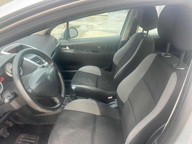 PEUGEOT 207 1.4 88CV 5p. X Line senza nessun lavoro da fare