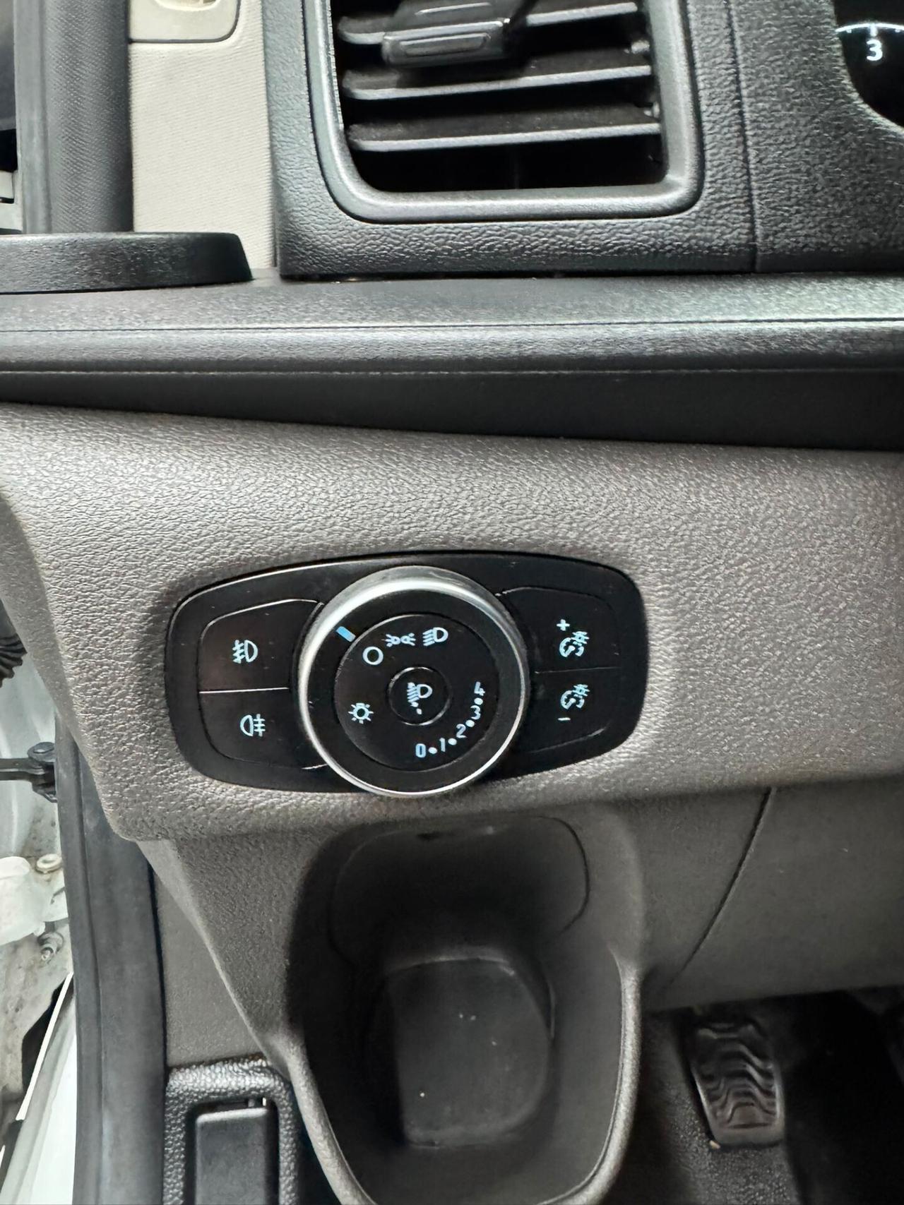 FORD TRANSIT CUSTOM 2.0 TDCI ANNO 2018 6 POSTI