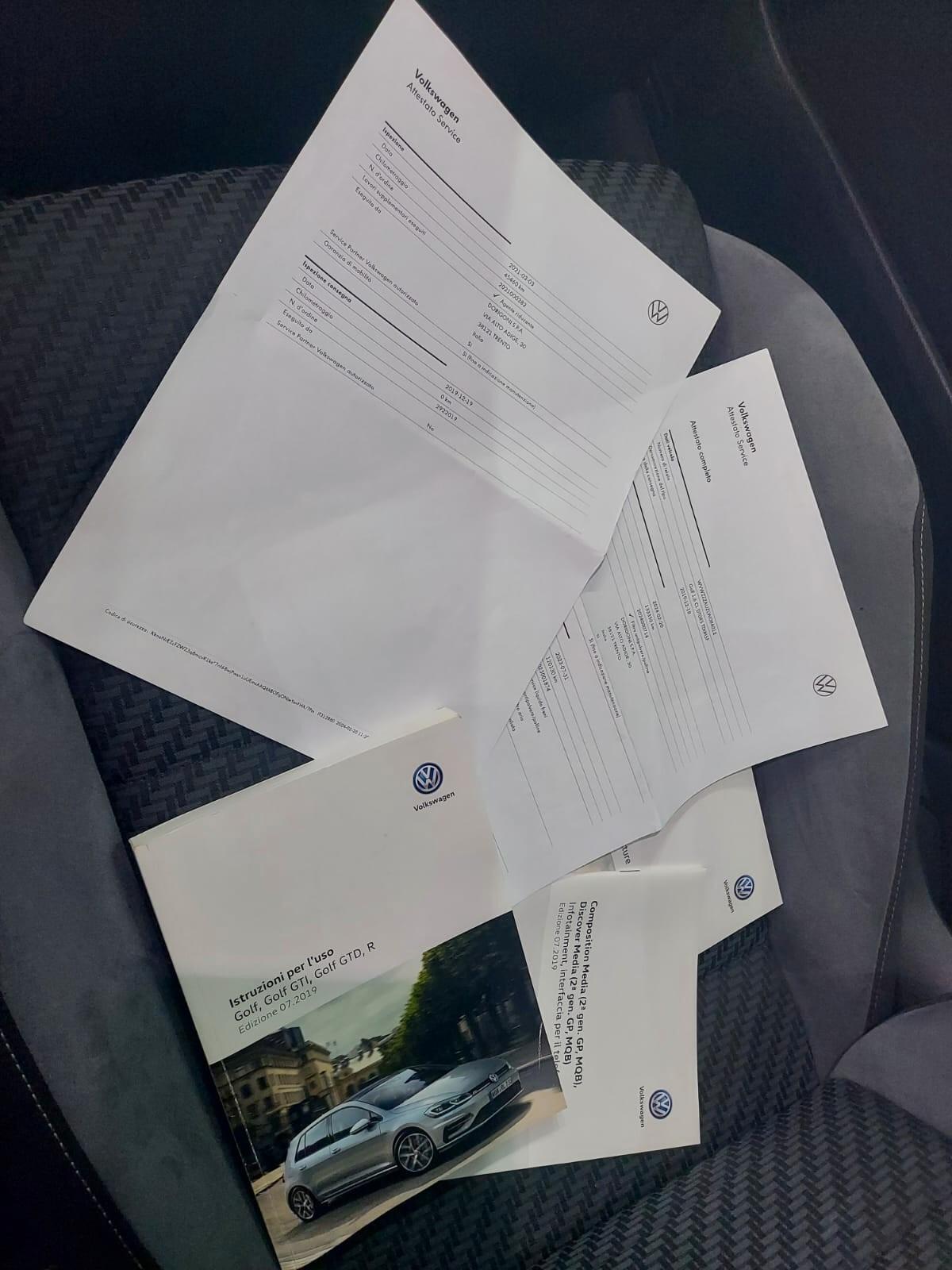 Volkswagen Golf 1.6 TDI 115 CV 5p. R-LINE 2019