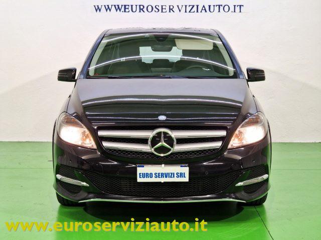 MERCEDES-BENZ B 200 c Executive