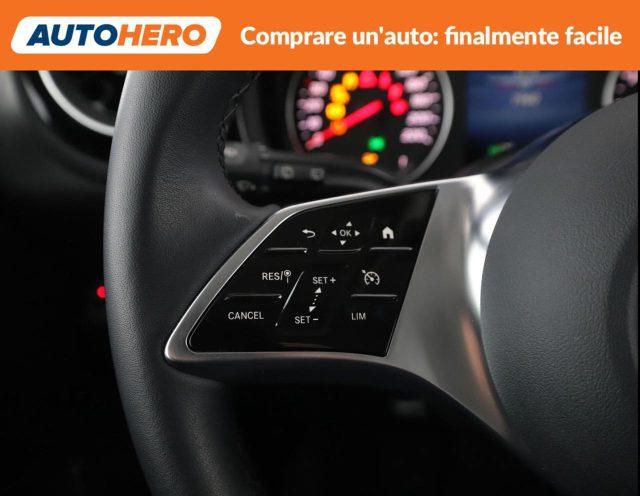 MERCEDES-BENZ T 180 d Long