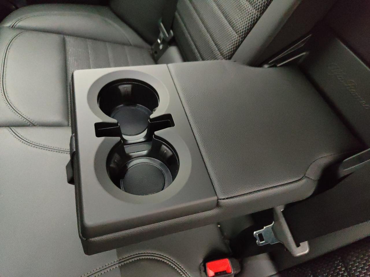 ALFA ROMEO Stelvio 2023 2.2 TD 210CV SPRINT AT8 Q4