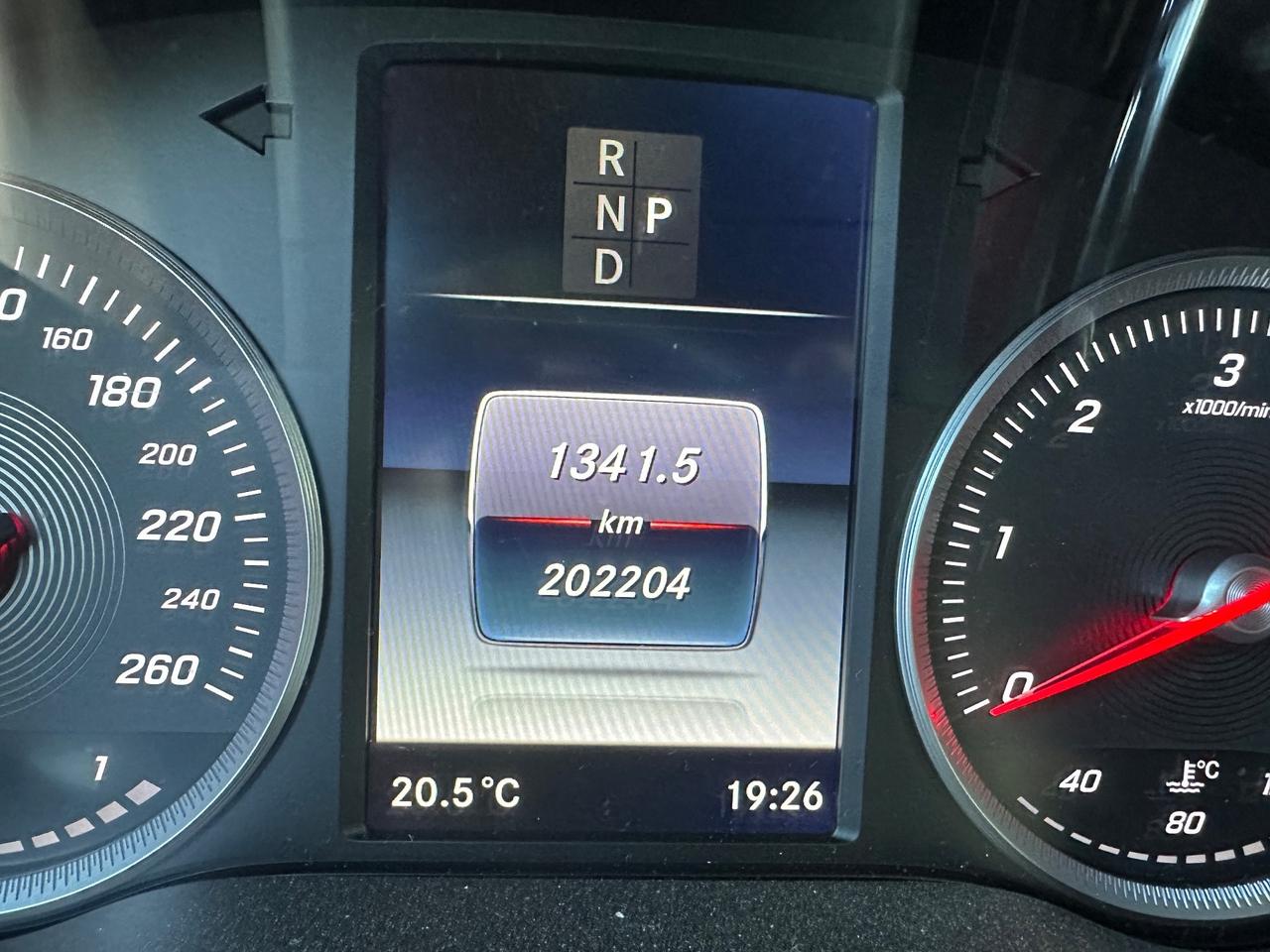 MEERCEDES -BENZ GLC 220 d 4MATIC - 170 CV