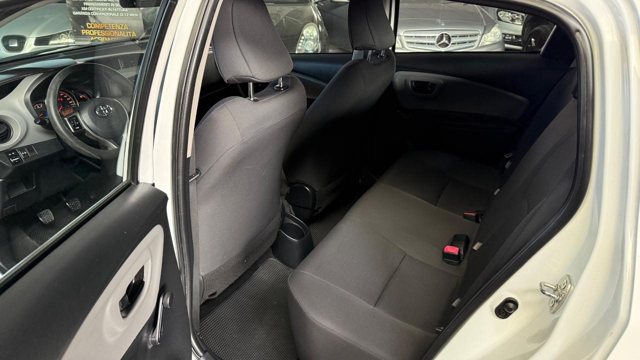 Toyota Yaris 1.4 D-4D 5 porte Lounge