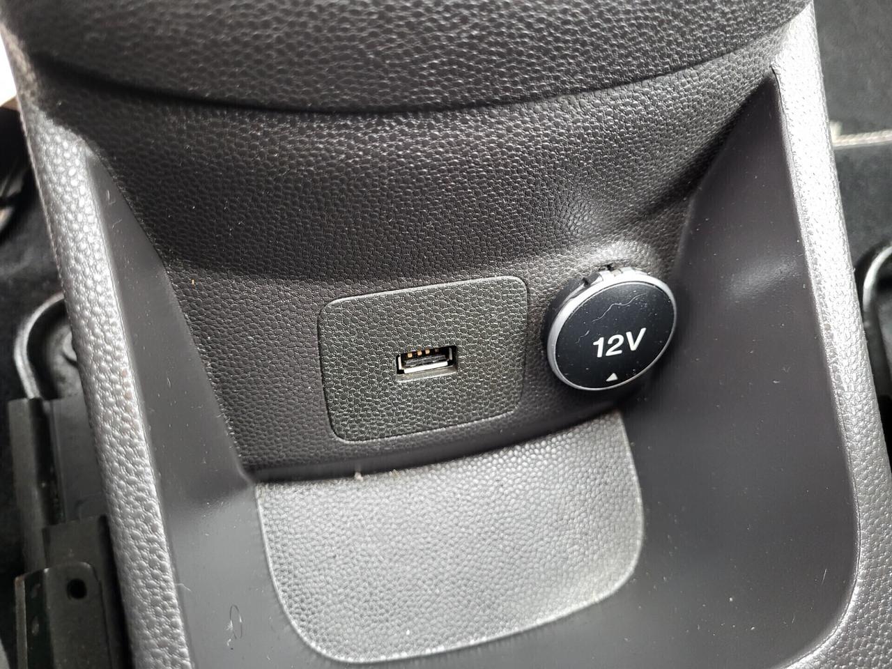 FORD Fiesta 1,5 TDCi-6B-3 REVISIONI-NAVI-UNICA PRO