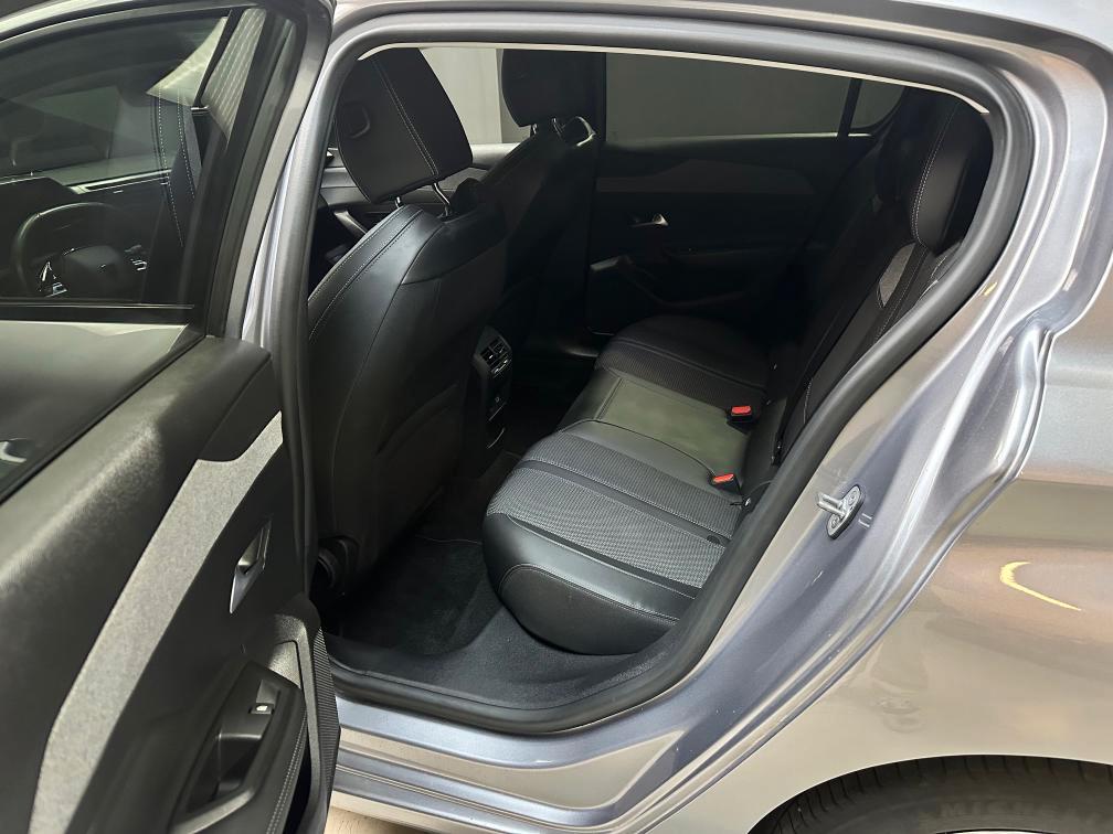 Peugeot 308 1.2 puretech Allure Pack s&s 130cv eat8