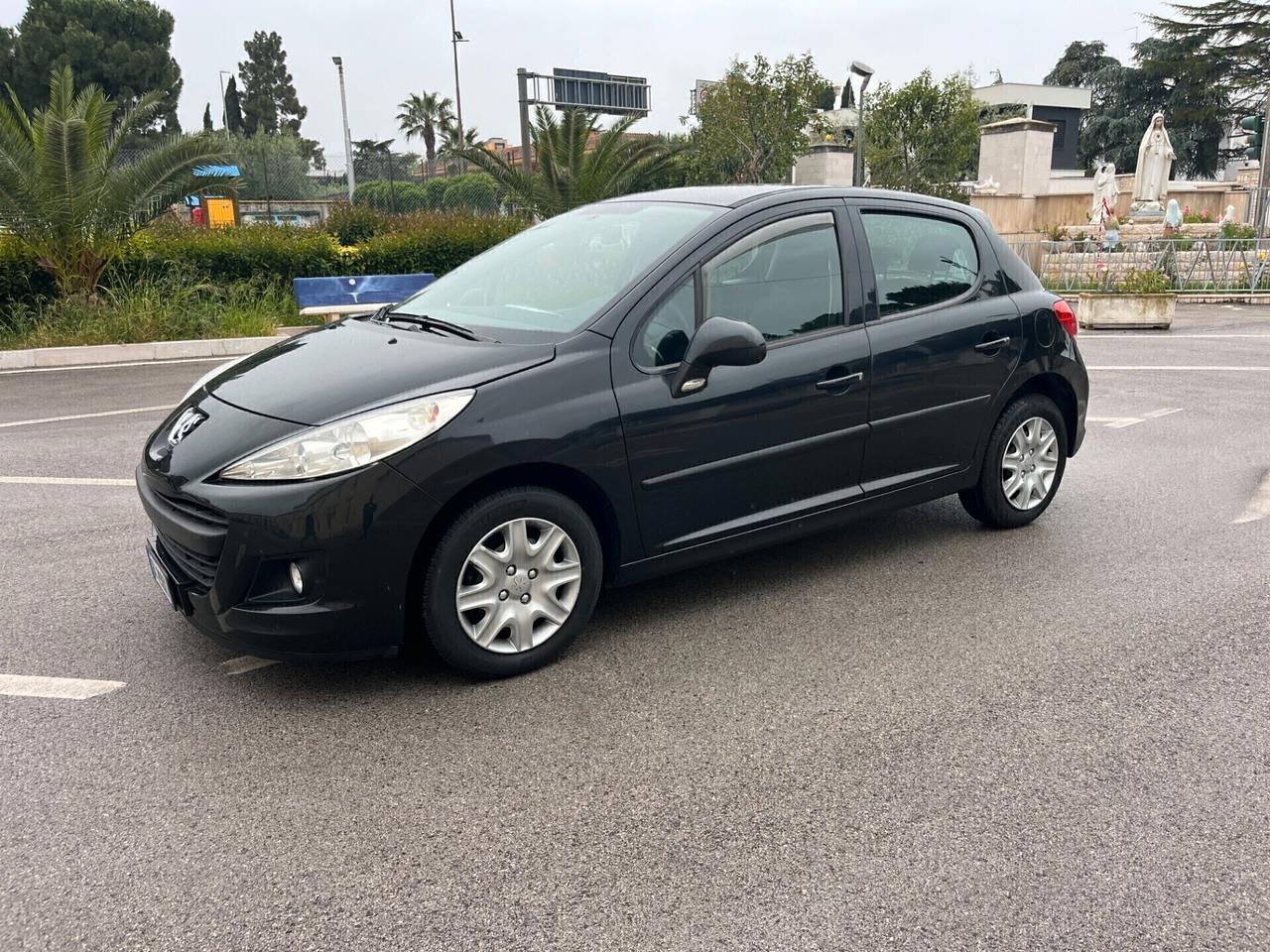 Peugeot 207 1.4 BENZINA KW 70 5p.UsatoGarantito