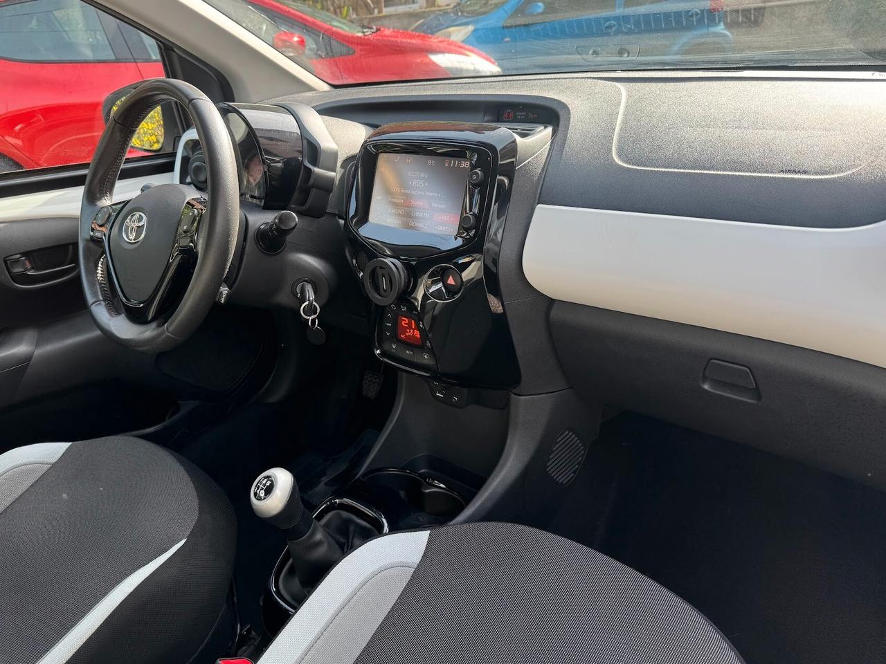 Toyota Aygo 1.0 VVT-i 69 CV 5 porte