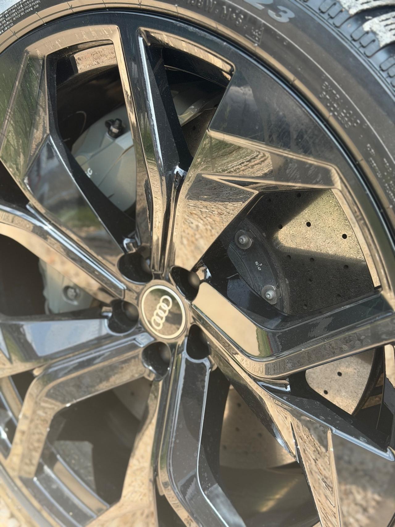 Audi RSQ8 TFSI V8 QUATTRO CARBOCERAMIC BANGOLUFSEN