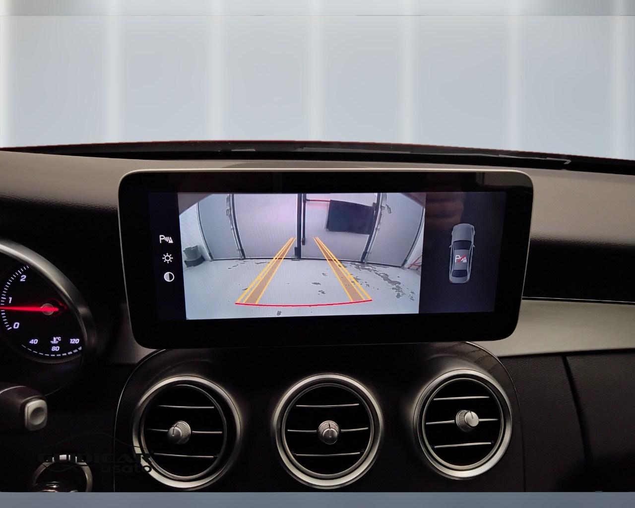 Mercedes-Benz Classe C-A205 2016 Cabrio - C Cabrio 220 d Premium auto