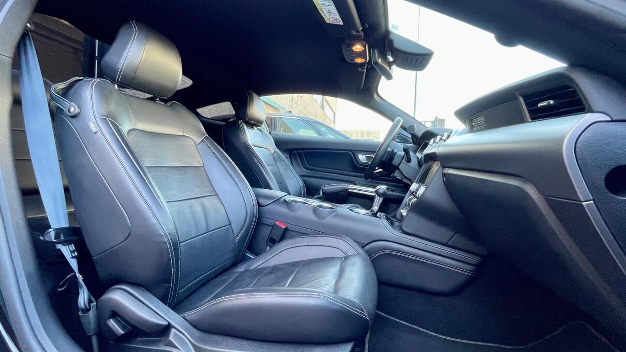 Ford Mustang Fastback 5.0 V8 TiVCT aut. GT italiana