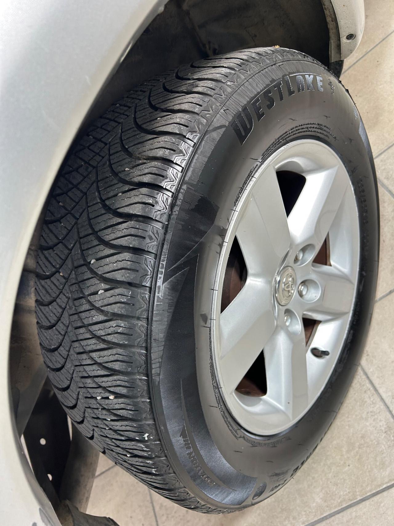 Toyota RAV 4 RAV4 2.0 Tdi D-4D cat 5 porte