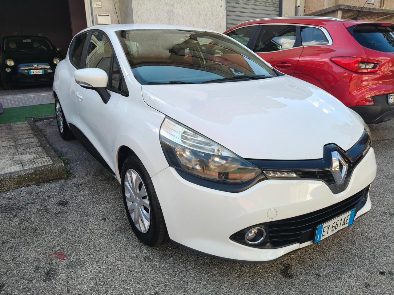 Renault Clio 1.5 DCI 75CV FULL OPTIONAL 2015