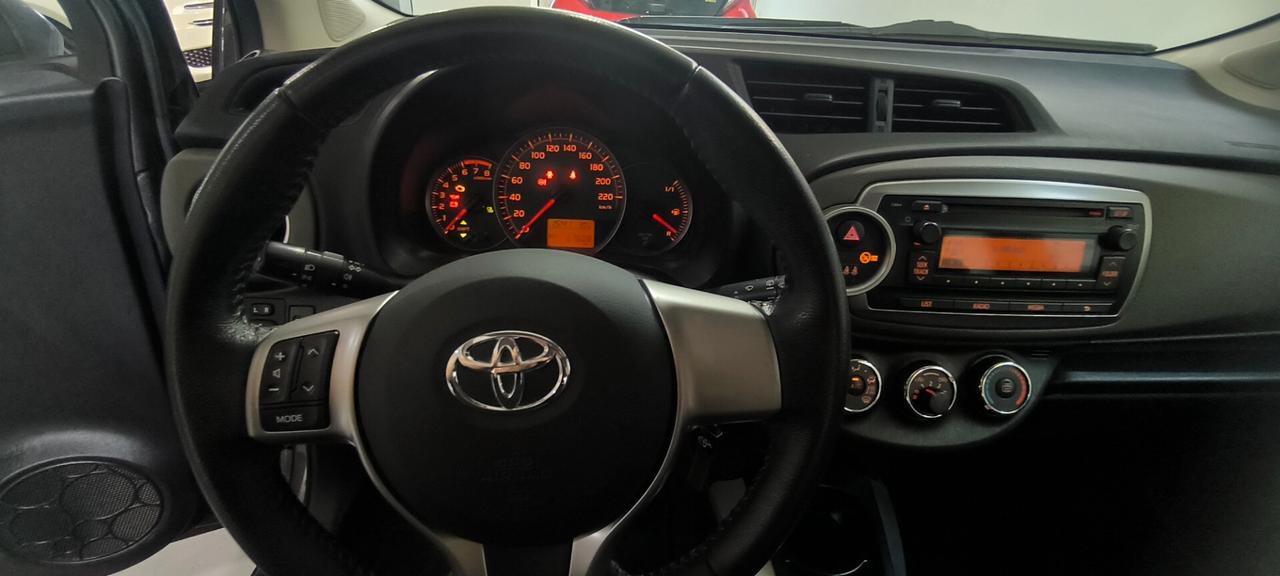 Toyota Yaris Lounge unipro ok neopatent km 67000
