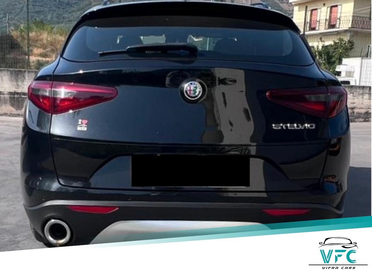 Alfa Romeo Stelvio 2.2 Turbodiesel 160 CV AT8 RWD Business