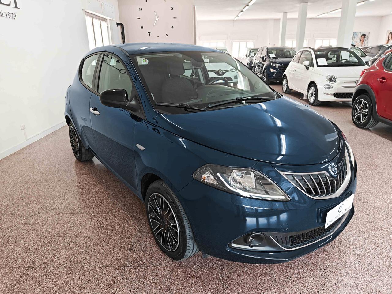 Lancia Ypsilon 1.0 FireFly 5 porte S&S Hybrid Gold Plus