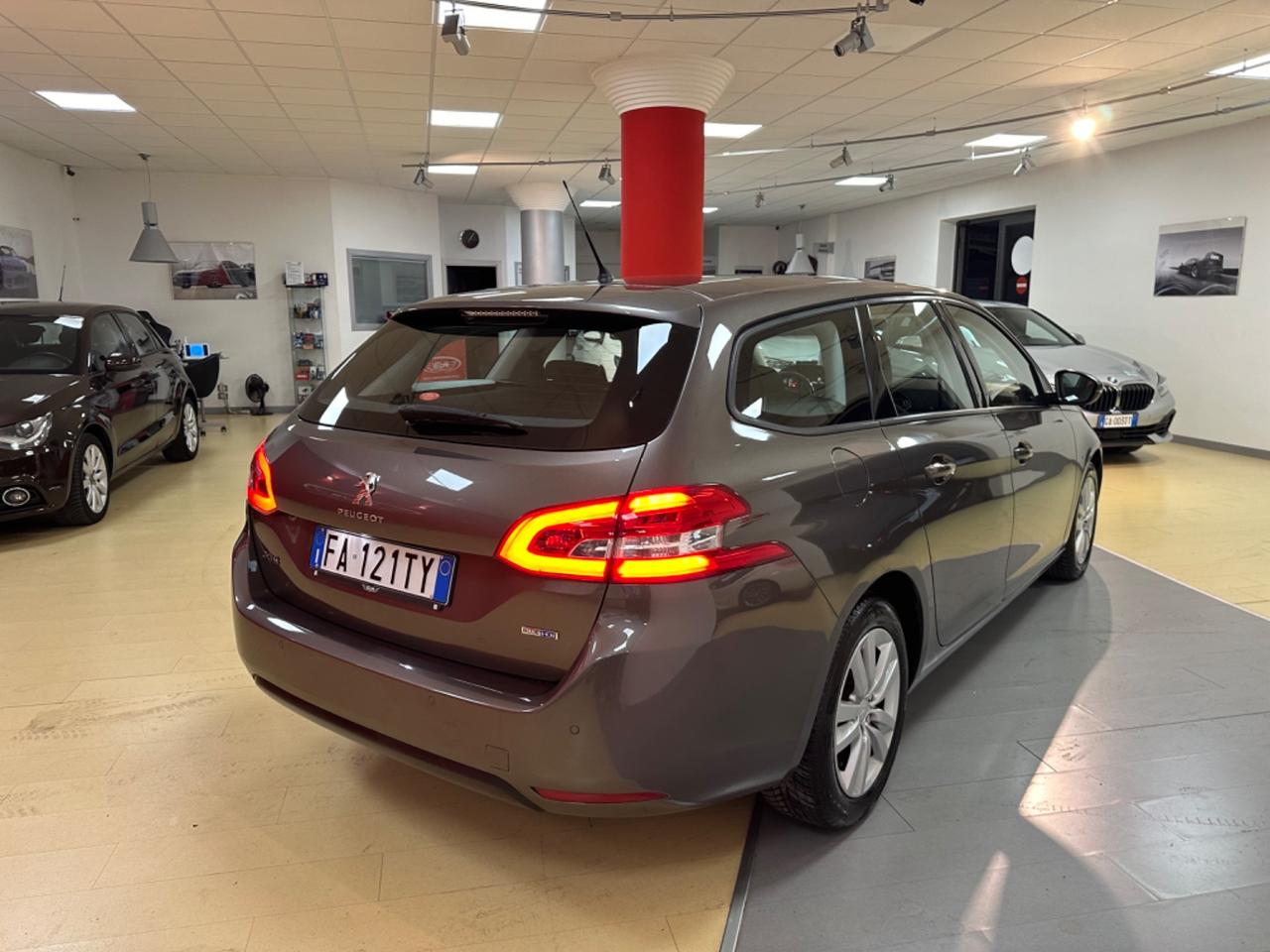 Peugeot 308 BlueHDi 120 S&S SW Active