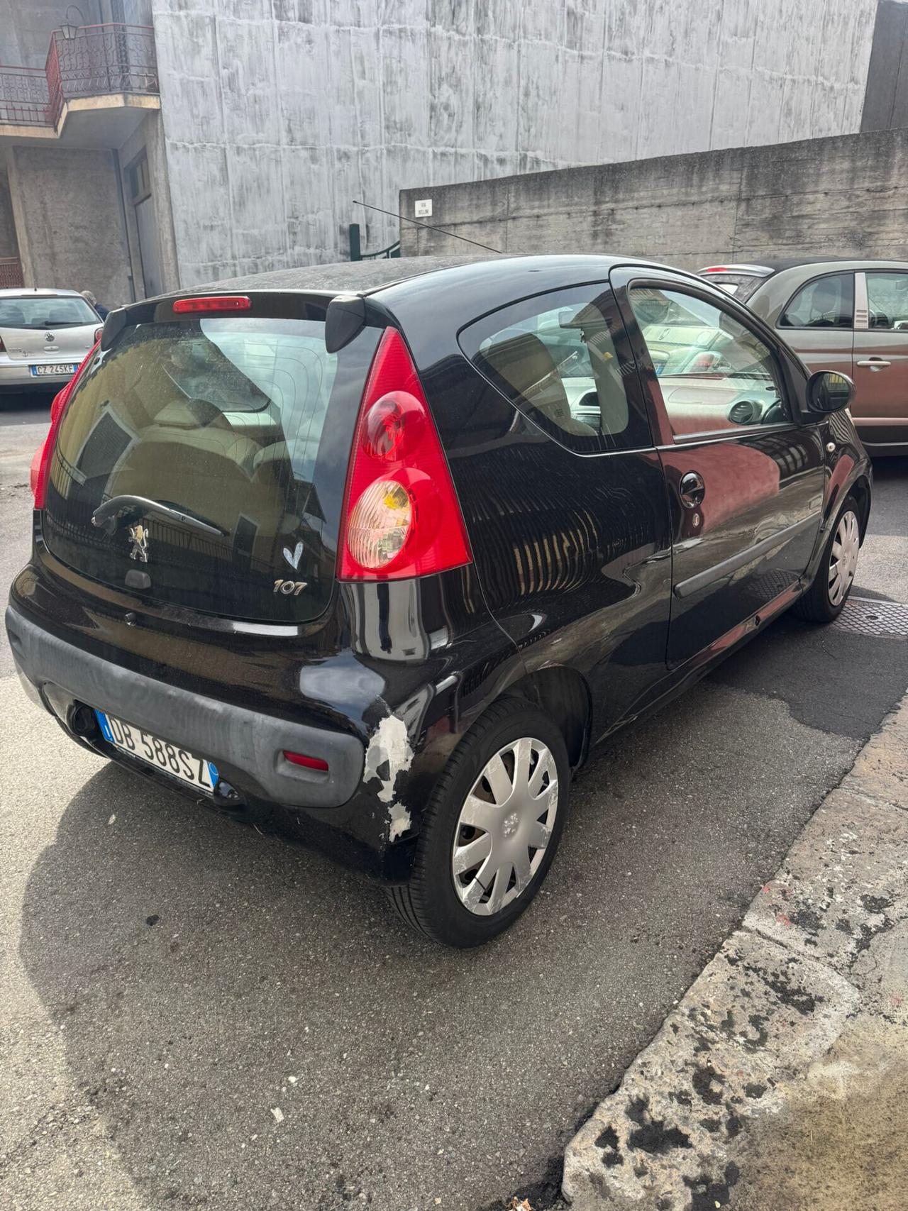 Peugeot 107 1.4 HDi 3p. Sweet Years