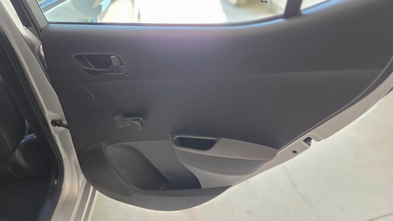 Hyundai i10 1.0 LPGI Econext Login unico proprietario