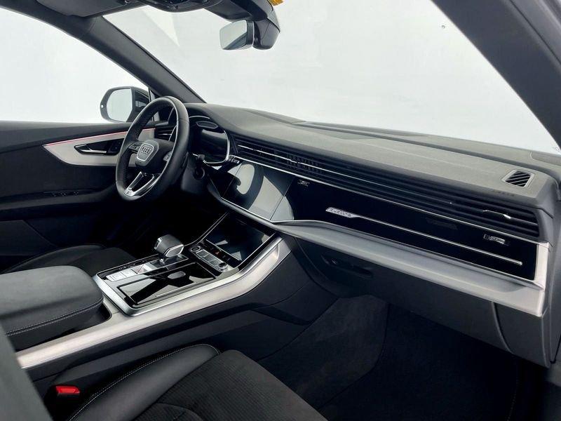 Audi Q8 Q8 45 TDI quattro tiptronic Sport