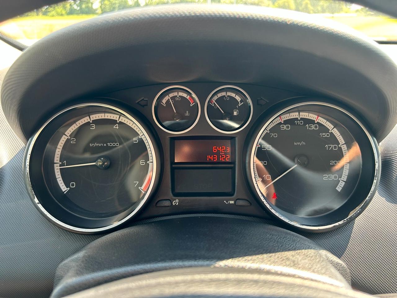 Peugeot 308 1.6 VTi 120CV 5p. - OK NEOPATENTATI