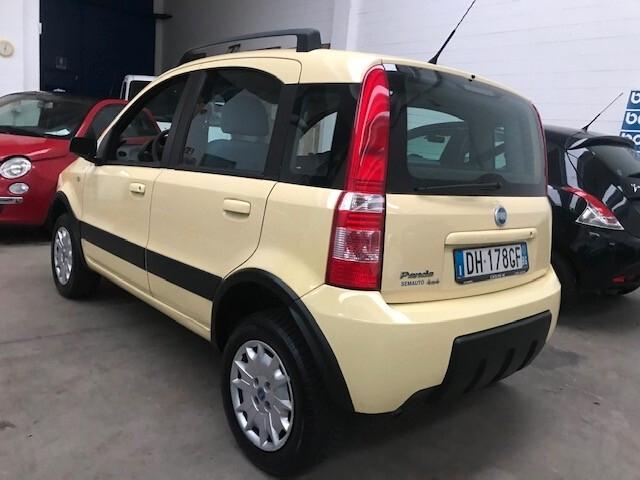 Fiat Panda 1.2 GPL 4x4-