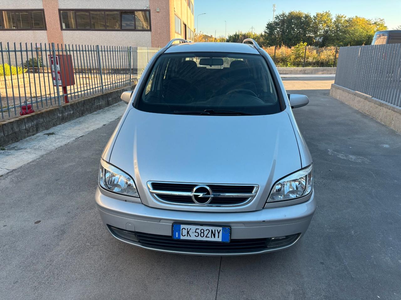 Opel Zafira 1.8 16V cat Fashion Line