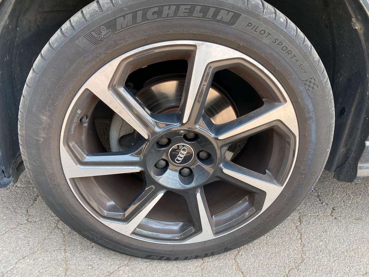 Audi Q3 35 TDI S tronic line edition