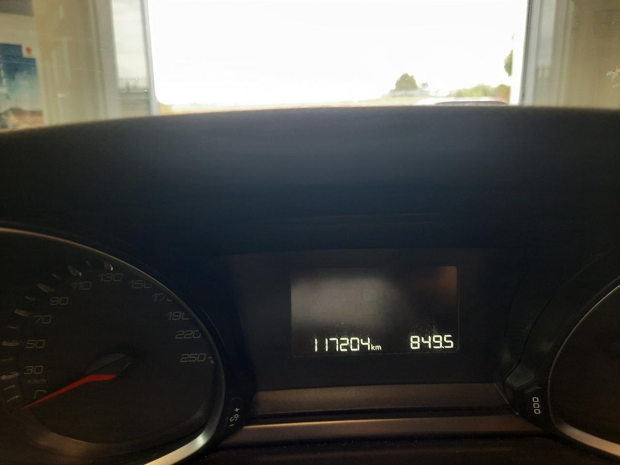 Peugeot 308 BUSINESS 1.6 HDI 92CV