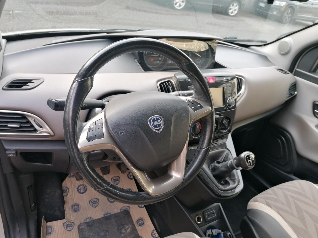 Lancia Ypsilon 1.2 69 CV 5 porte GPL Ecochic Gold