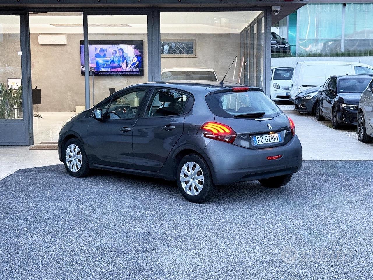 Peugeot 208 1.6 Diesel 75CV E6 Neo - 2016