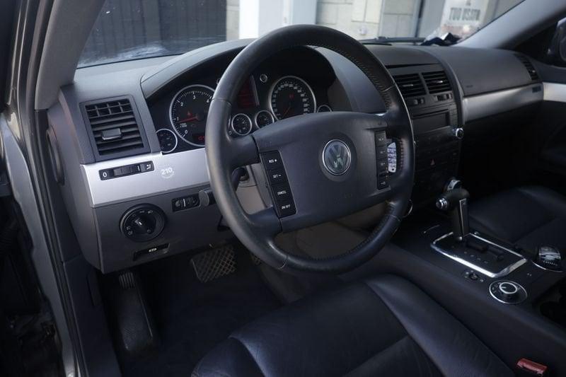 Volkswagen Touareg Volkswagen Touareg 3.0 V6 TDI DPF Tiptr. BMot. Tec. Executive