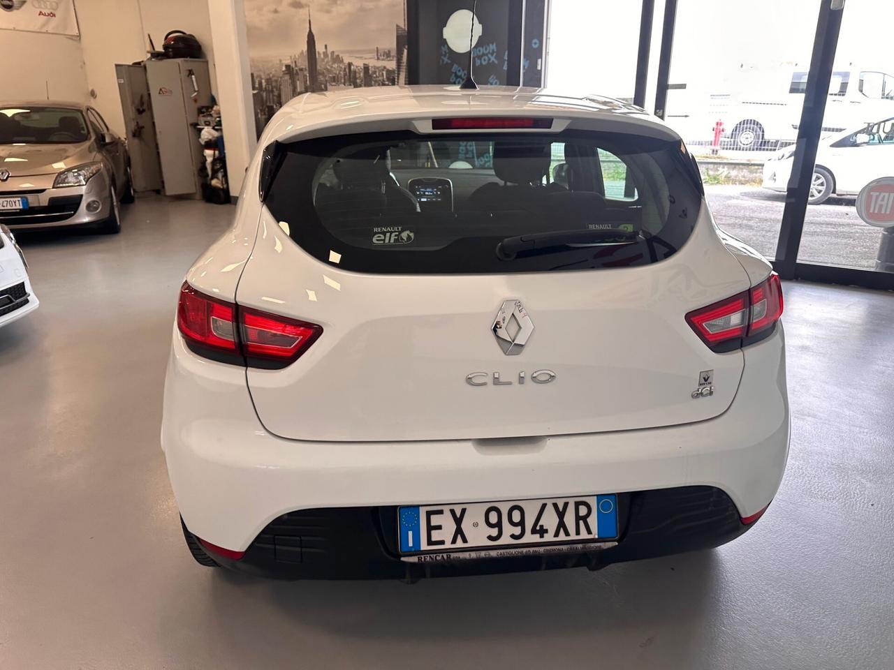 RENAULT CLIO 1.5 DCI AUTOCARRO 4 POSTI