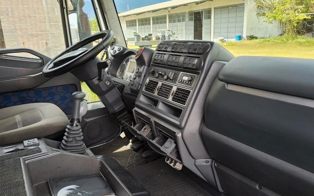 iveco eurocargo 75e17