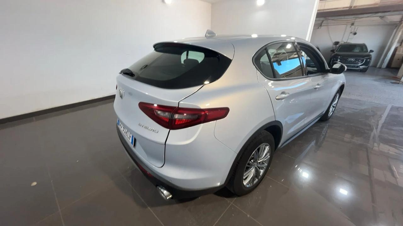 Alfa Romeo Stelvio 2.2 Turbodiesel 190 CV AT8 RWD Business